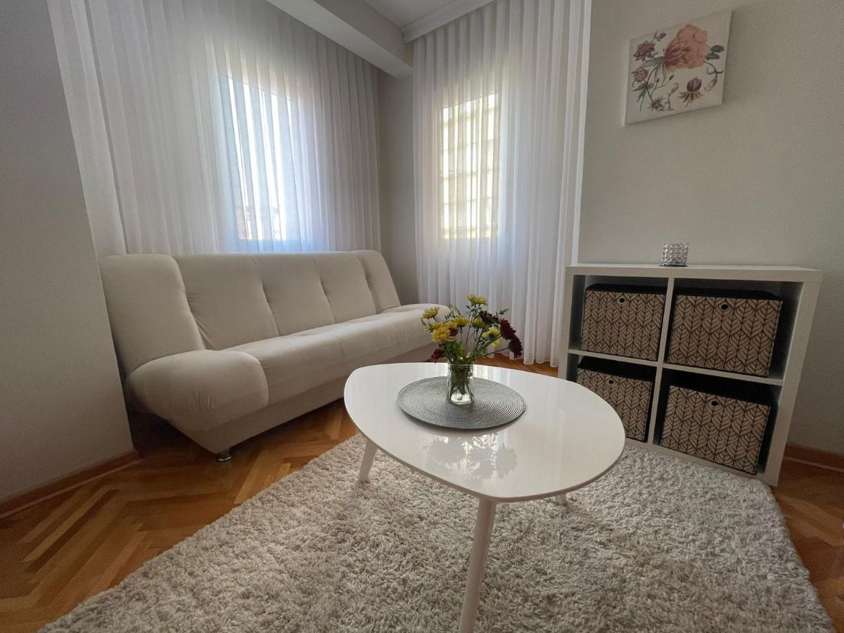 Apartman Filip Lux City Center Novi Pazar Exterior photo