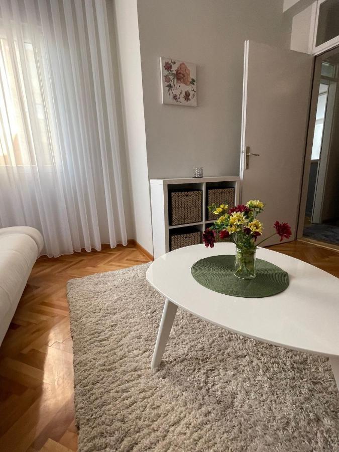 Apartman Filip Lux City Center Novi Pazar Exterior photo
